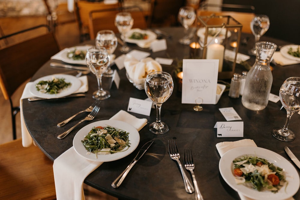 Featured image for post: A Comprehensive How-To Guide for Perfecting Plated Meal Service at Your Dream Wedding
